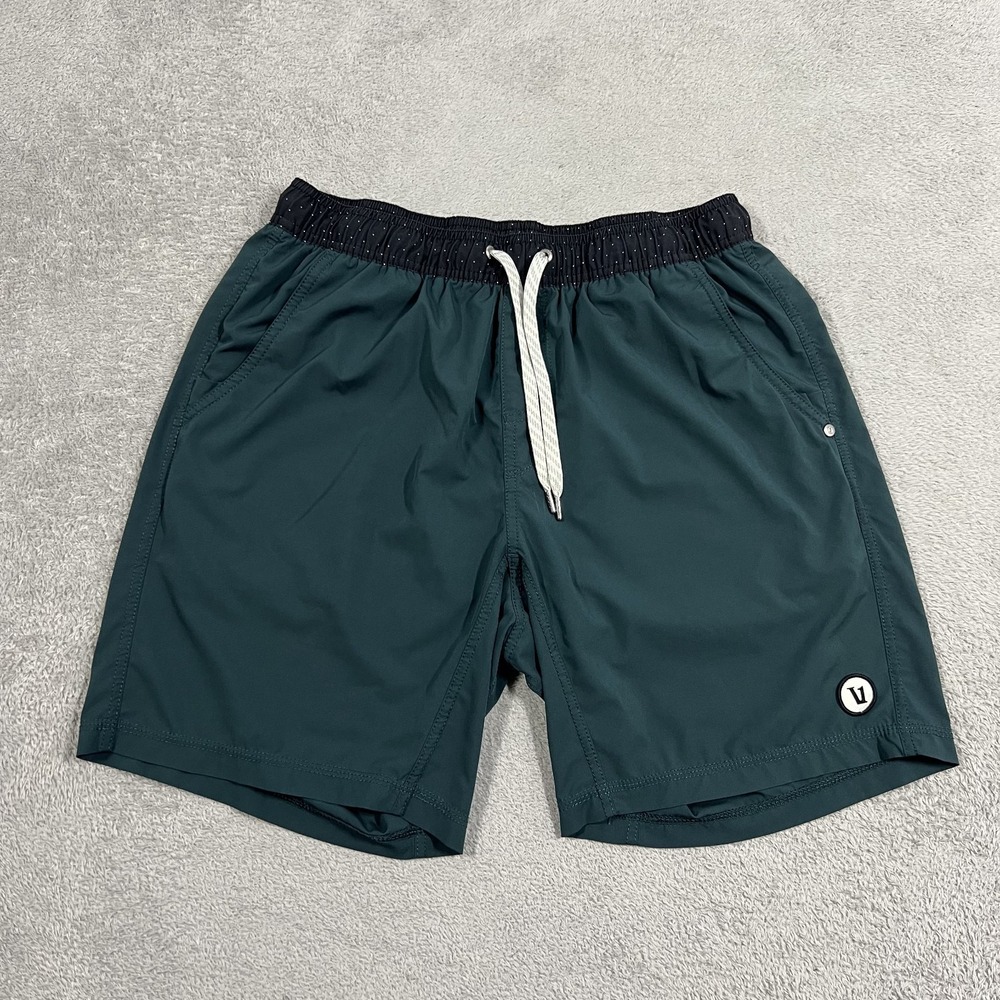 Vuori Kore Shorts Mens Large Green Lined Athletic Performance Training Swim V302